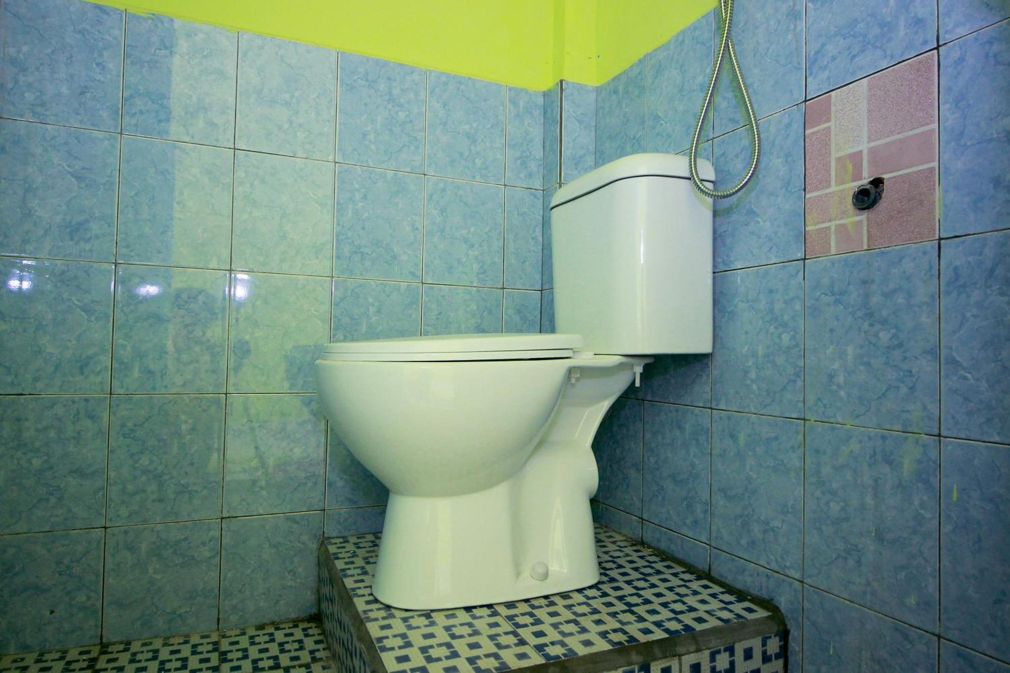 Oyo 2585 Sherren Guest House Lubuklinggau Екстериор снимка
