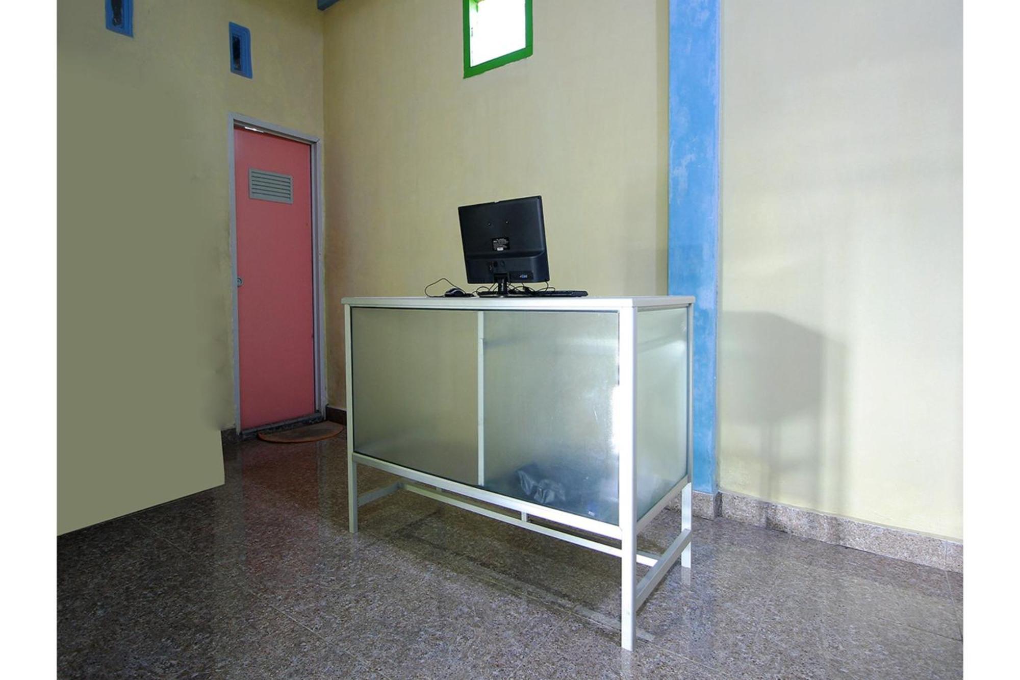 Oyo 2585 Sherren Guest House Lubuklinggau Екстериор снимка